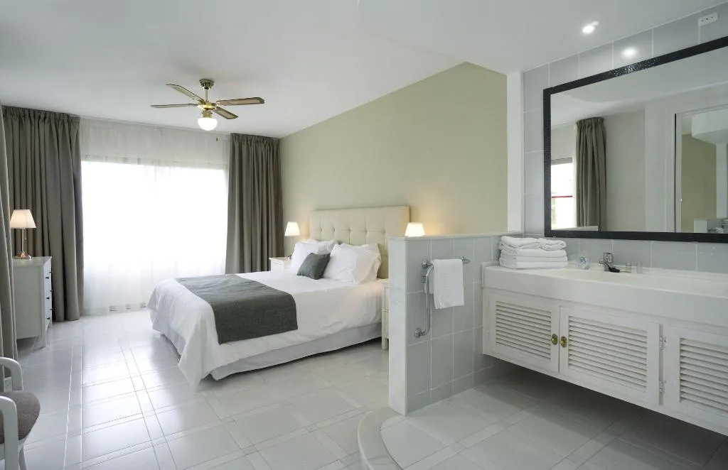 Room, Miraflores Beach & Country Club, Costa Del Sol