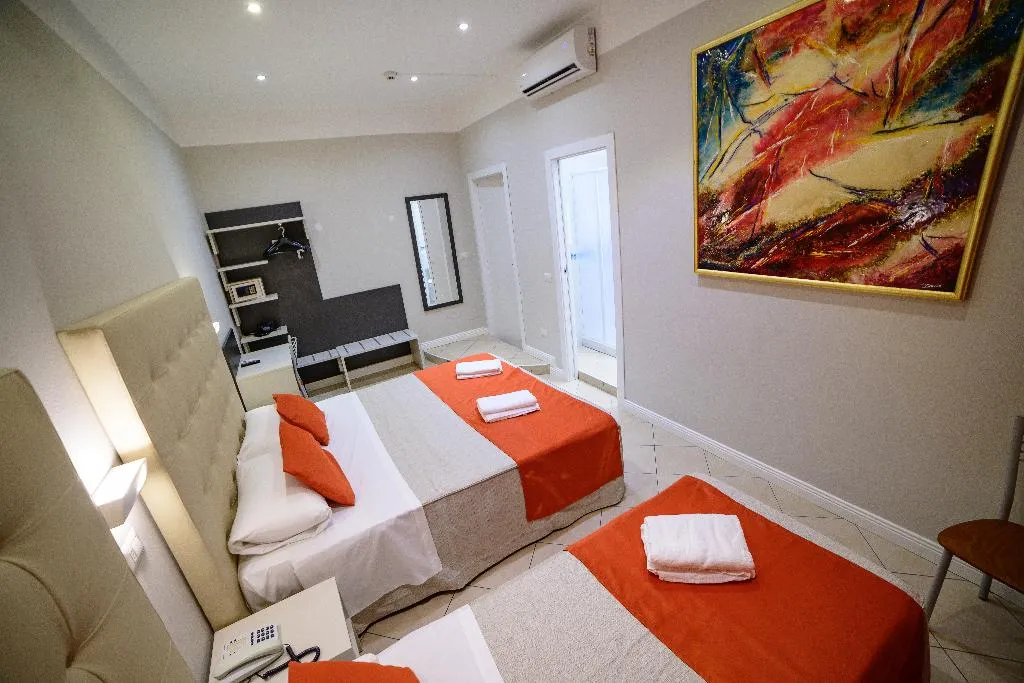 Room, Hotel Demó, Milan