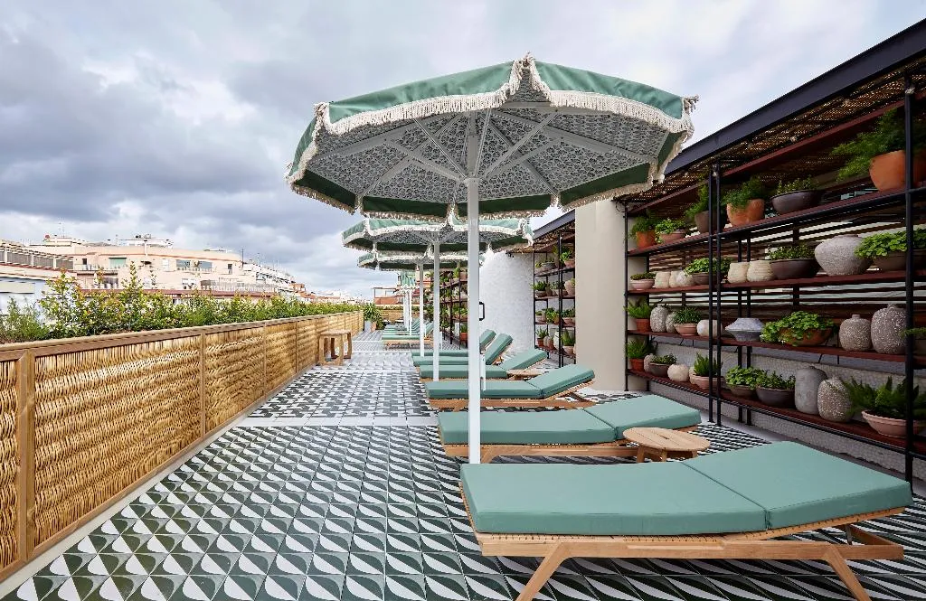 Terrace, Radisson Blu 1882 Hotel, Barcelona Sagrada Familia, Barcelona