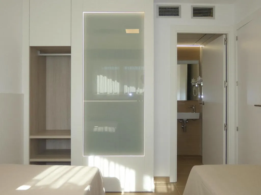 APARTMENT CAPACITY 6 TWO BEDROOMS Room, Murillo Apartamentos, Costa Dorada