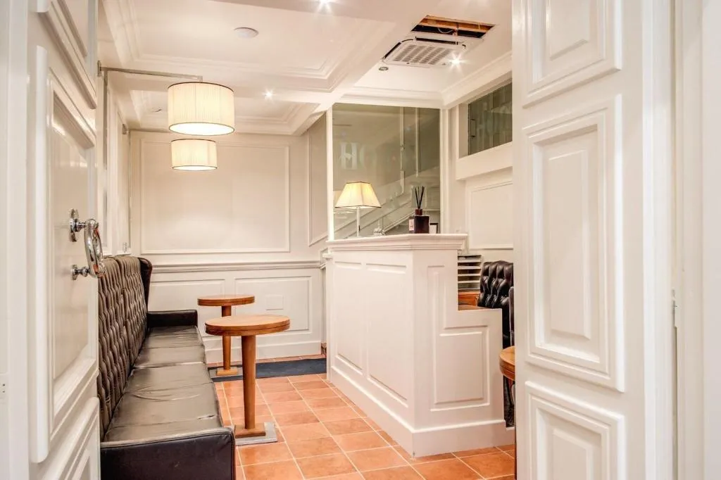 Lobby, Hotel Mirti, Rome