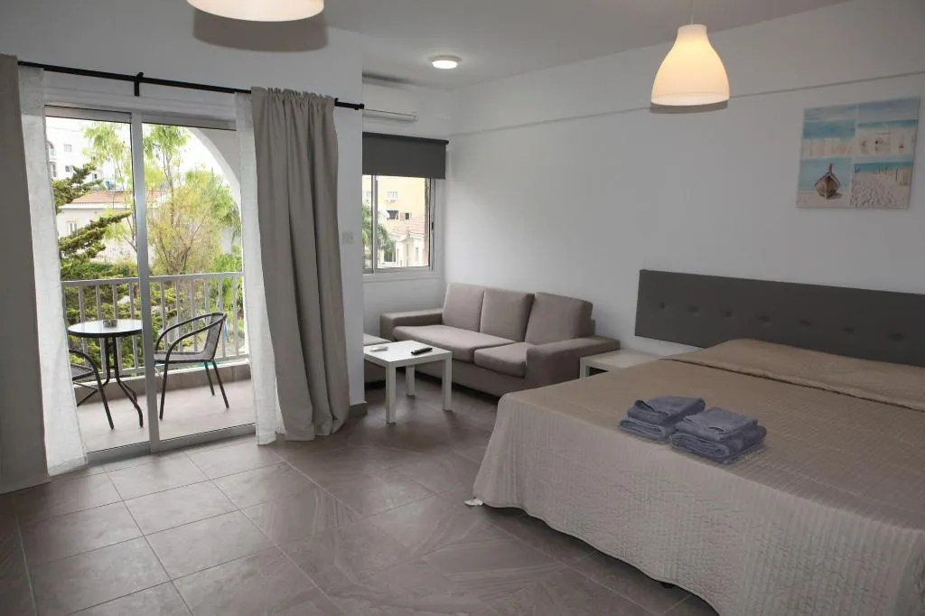 Room, Polyxeni Hotel Apartments, Cyprus