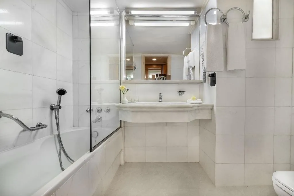 Double or Twin GARDEN VIEW Room, Aquila Rithymna Beach, Crete