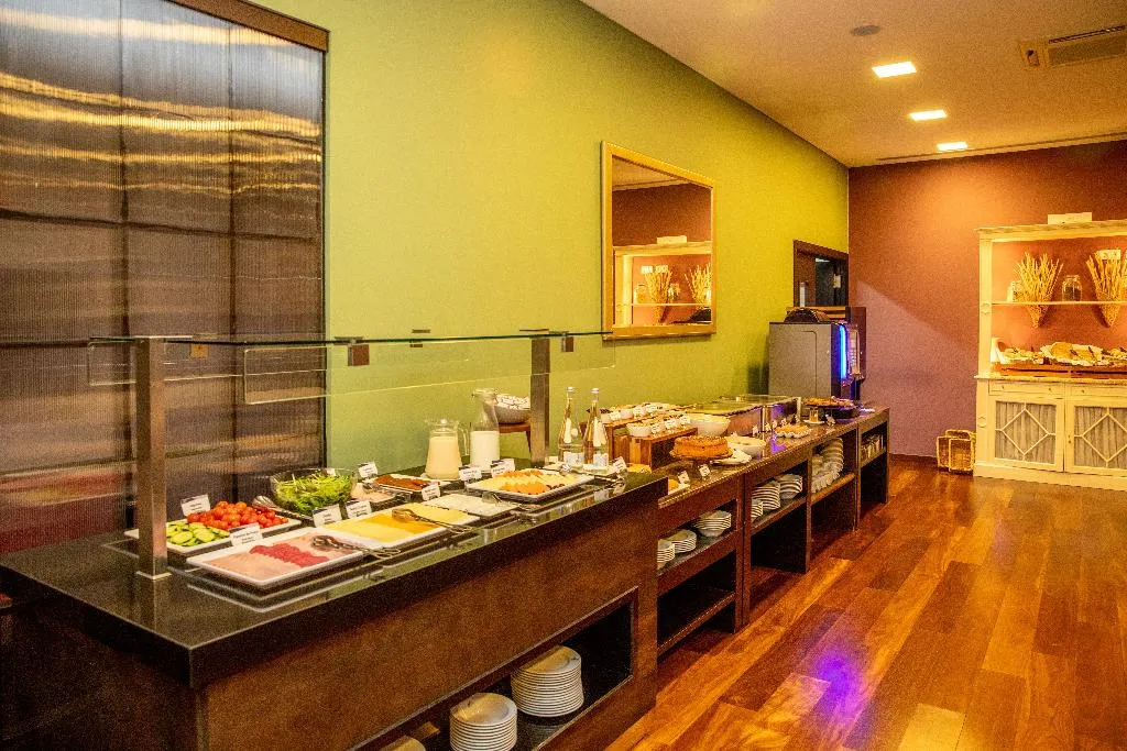 Restaurant, VIP Executive Saldanha, Lisbon