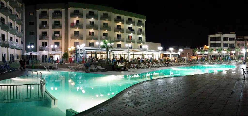 Pool, Topaz Hotel, Malta