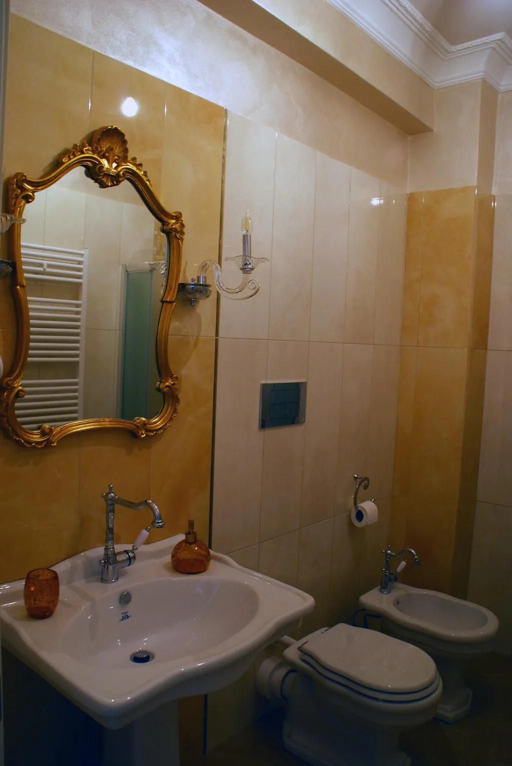 DOUBLE DELUXE Room, Daphnae House, Catania