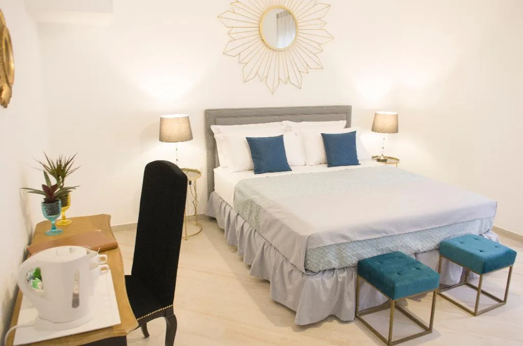 JUNIOR SUITE CLASSIC Room, Palazzo Spasiano, Naples