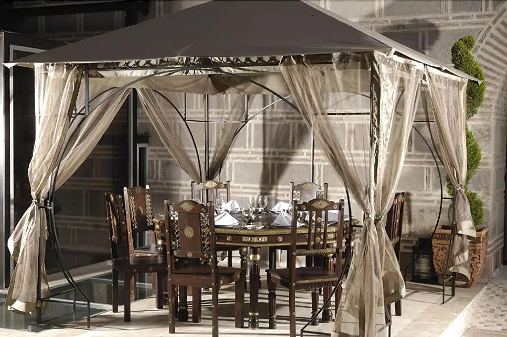Restaurant, Cesme Kanuni Kervansaray, Izmir