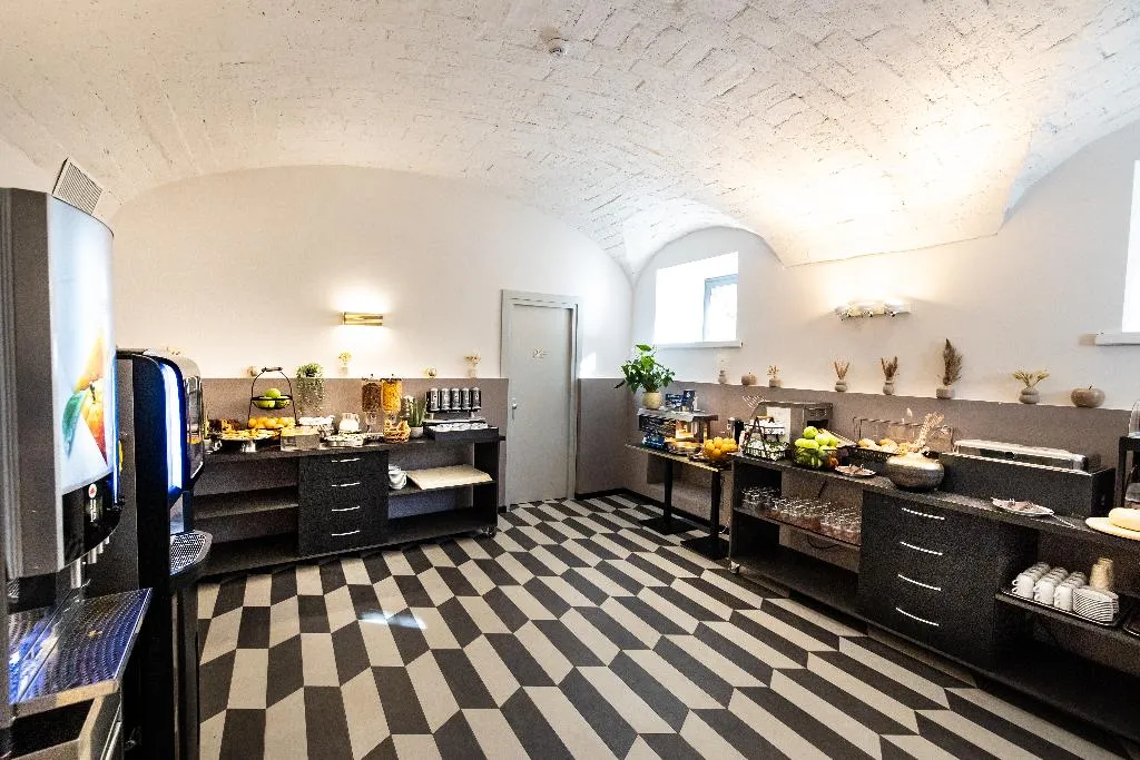 Restaurant, The Cross, Rome