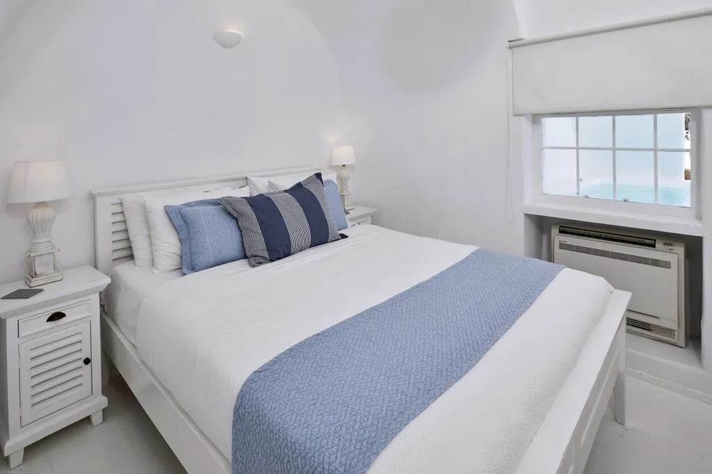VILLA WITH JACUZZI Room, Atrina Canava 1894 Hotel, Santorini
