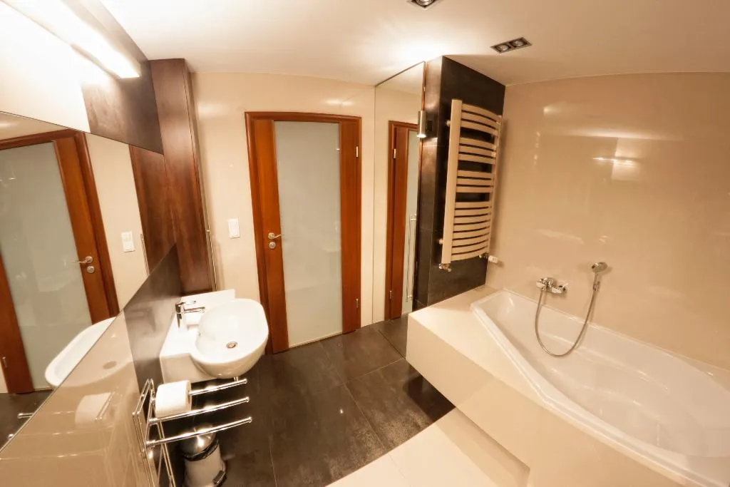 APARTMENT TWO BEDROOMS WITH TERRACE Room, Yourplace Biskupia Apartments, Krakow