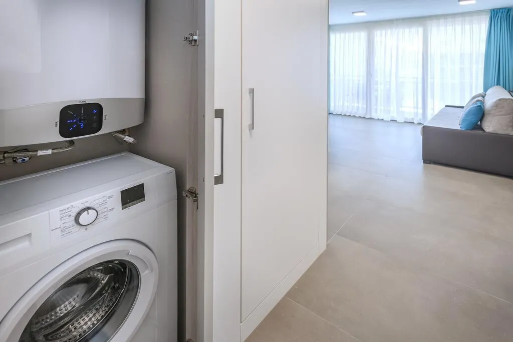 APARTMENT CAPACITY 6 TWO BEDROOMS Room, Rentalmar Salou Playa Family Suites, Costa Dorada