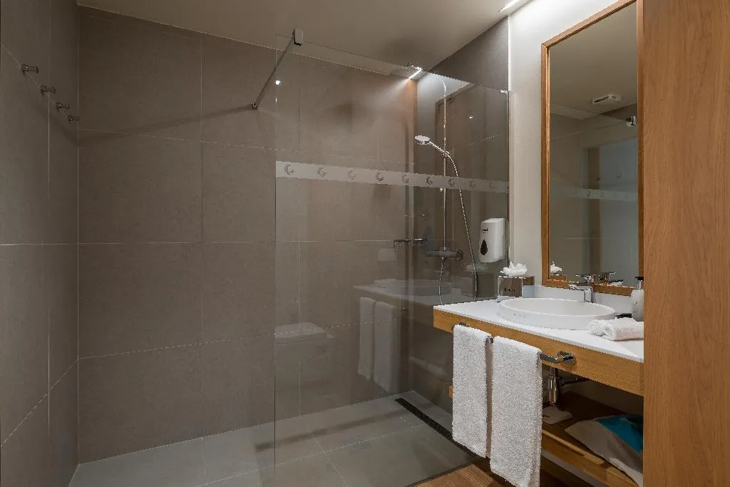 Double or Twin GARDEN VIEW Room, Sentido Galomar Adults only, Madeira
