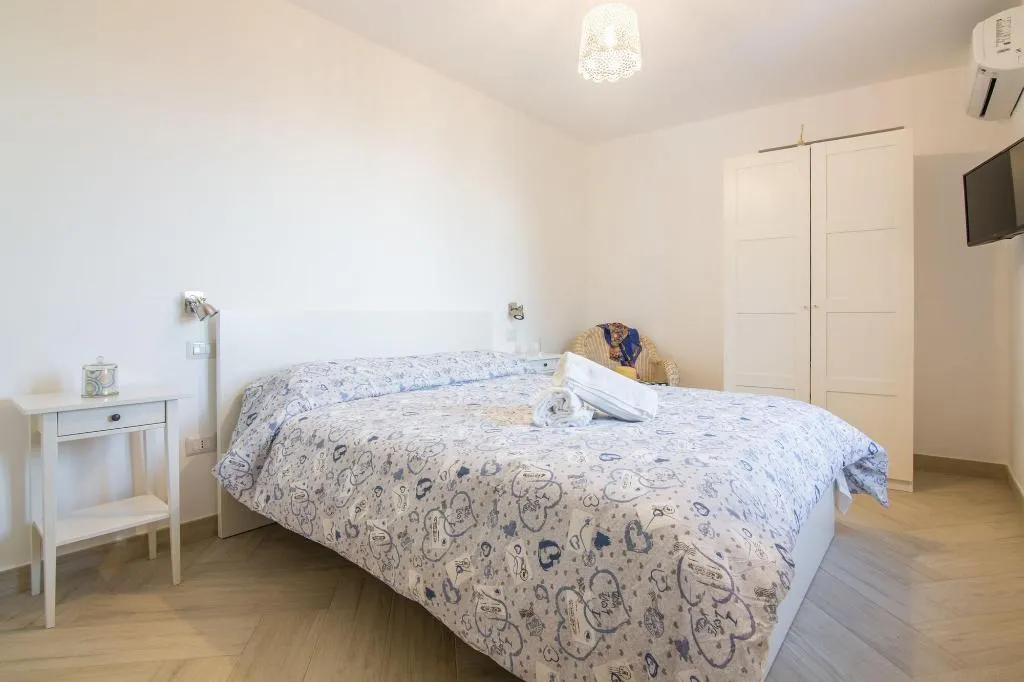 Room, Villa Mariagiovanna, Naples
