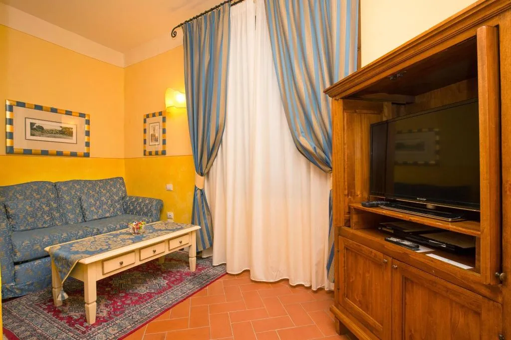 Room, La Casa Del Garbo Luxury Rooms Suite, Florence