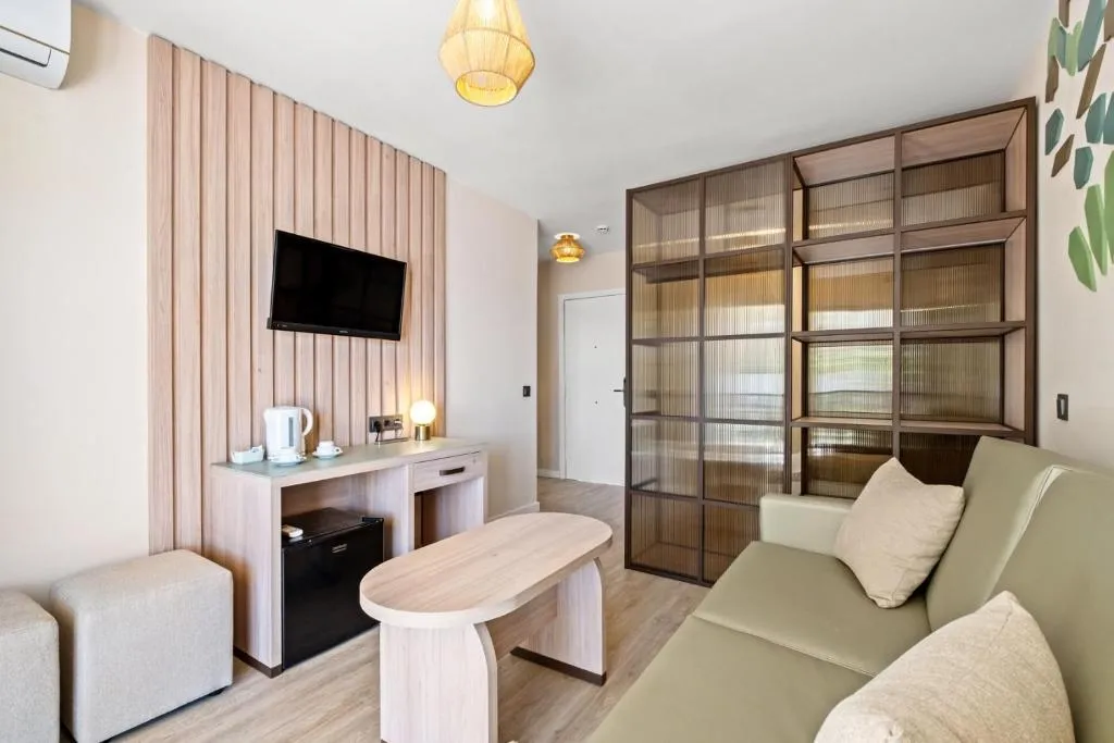 JUNIOR SUITE STANDARD Room, Puente Real, Costa Del Sol