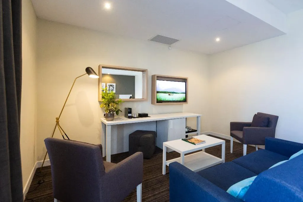JUNIOR SUITE STANDARD Room, Salini Resort, Malta