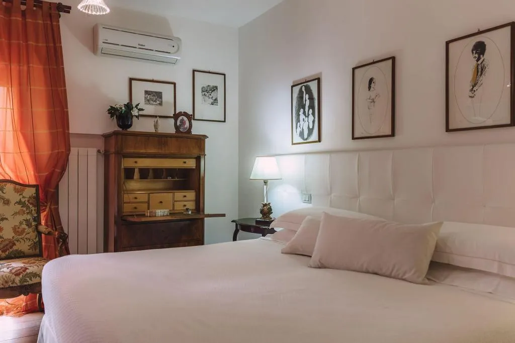 Room, B&B Triskéles, Catania
