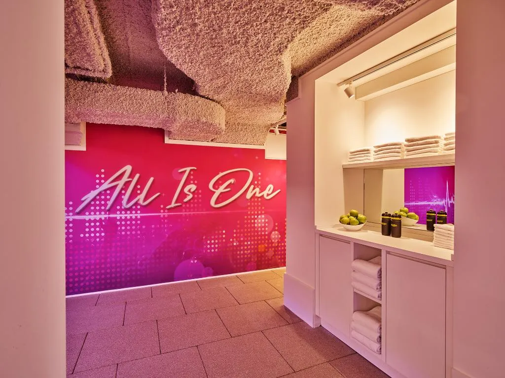 Sports and Entertainment, Clayton Hotel Amsterdam American, Amsterdam