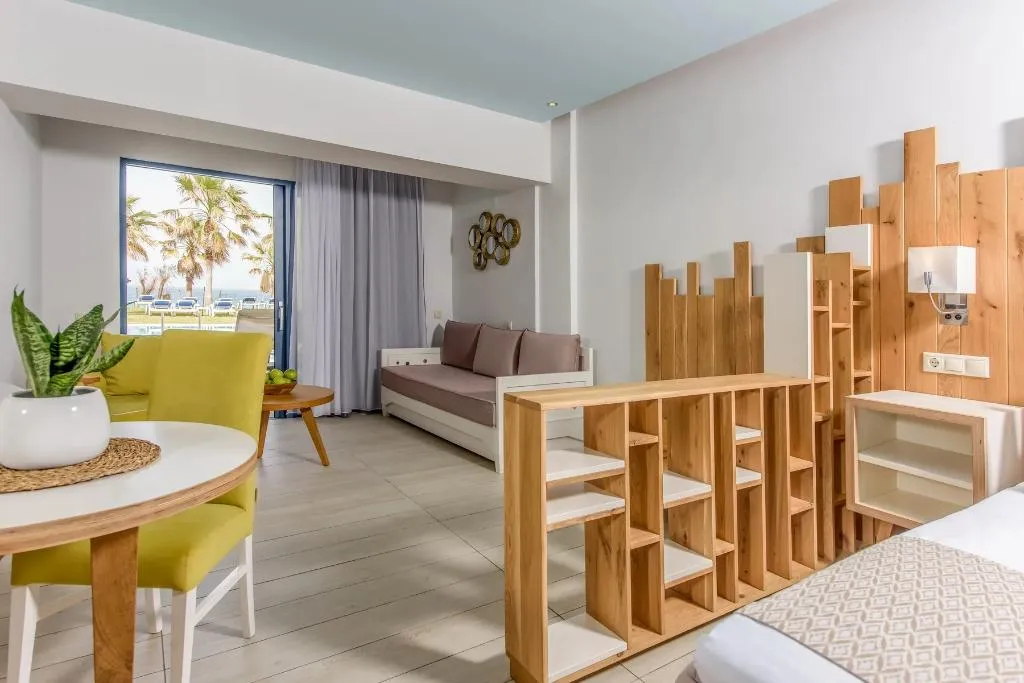JUNIOR SUITE WITH PRIVATE POOL Room, Lyttos Beach, Crete