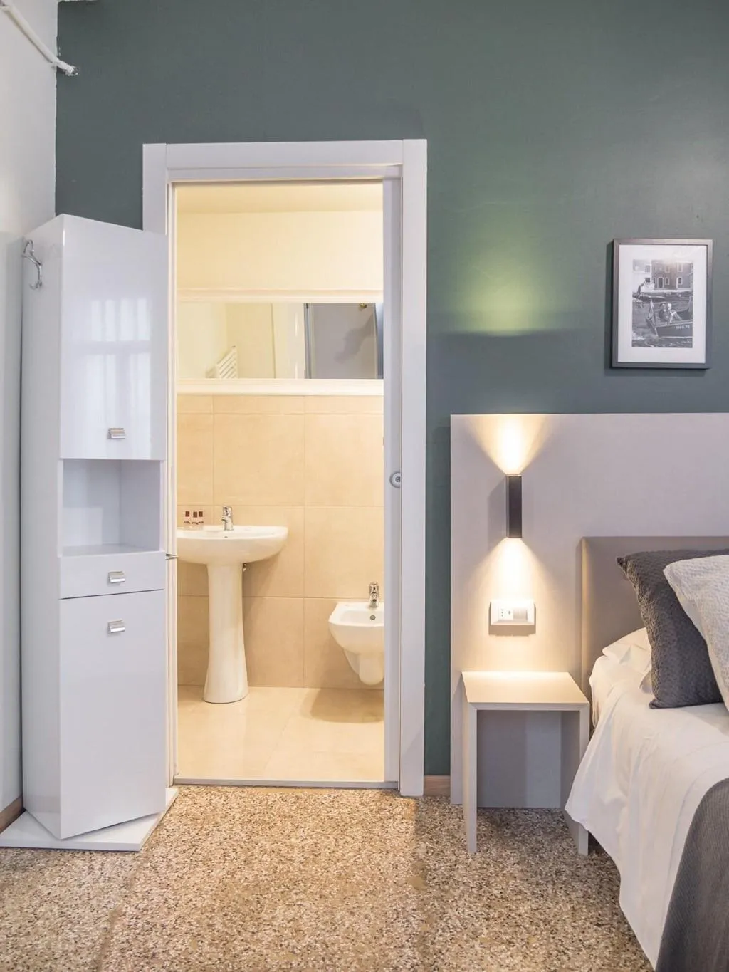 Room, Grand Canal Suites, Venice