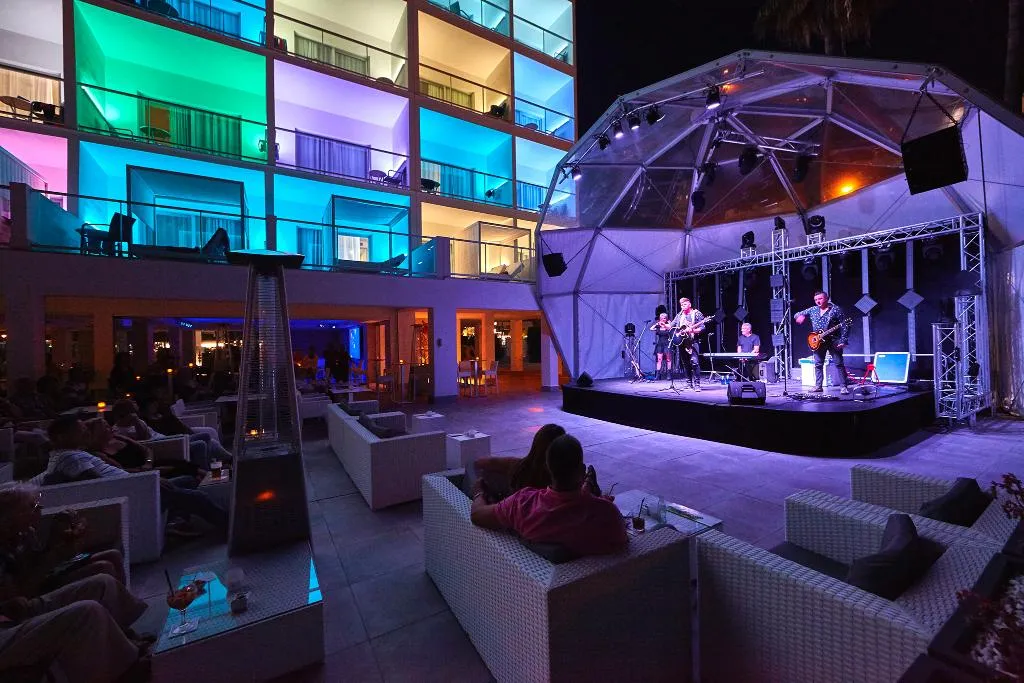 Sports and Entertainment, Astoria Playa, Majorca