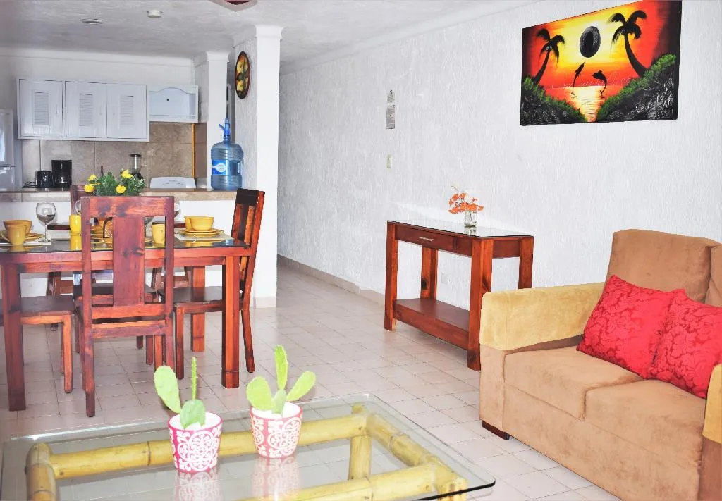 SUITE OCEAN FRONT Room, Arrecifes Suites, Cancun Area