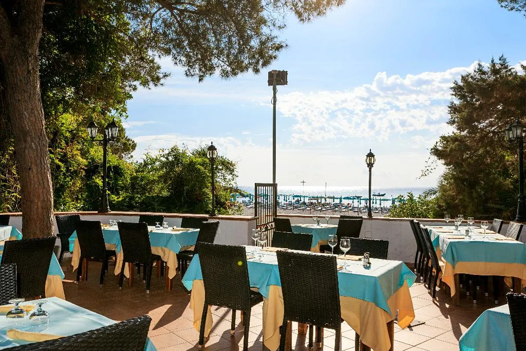 Restaurant, Tirreno Resort, Olbia