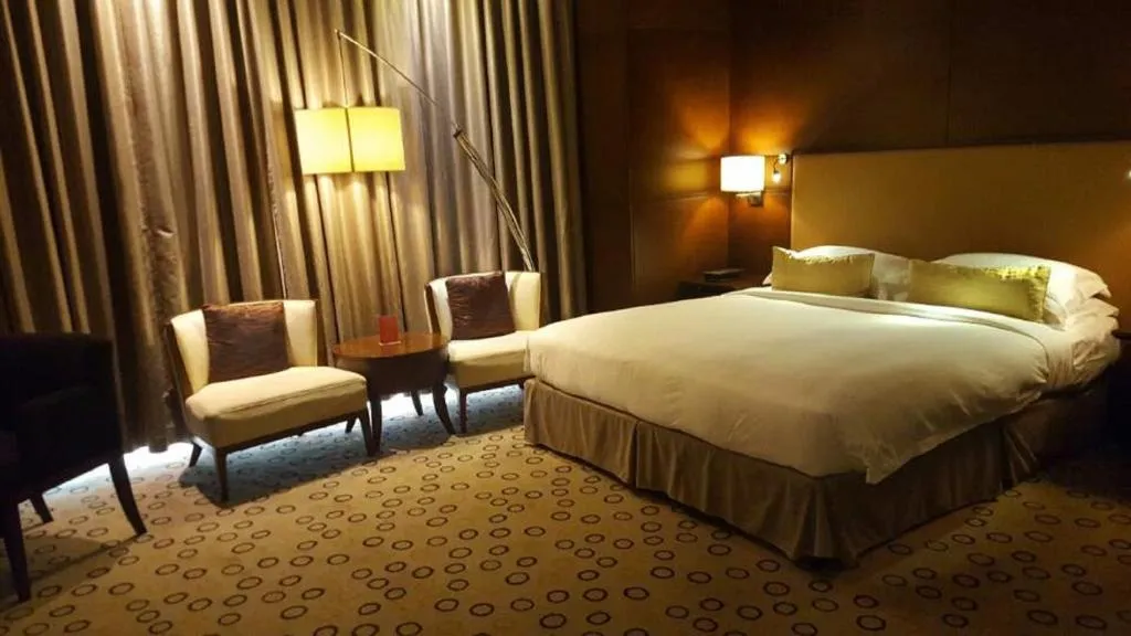 Double or Twin DELUXE Room, Asiana Hotel Dubai, Dubai