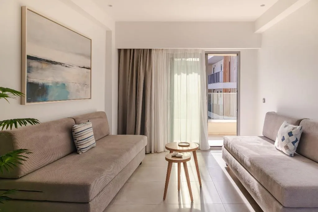 SUITE ONE BEDROOM ONE BATHROOM Room, Batis Aero Beachfront Wellbeing Hotel, Crete