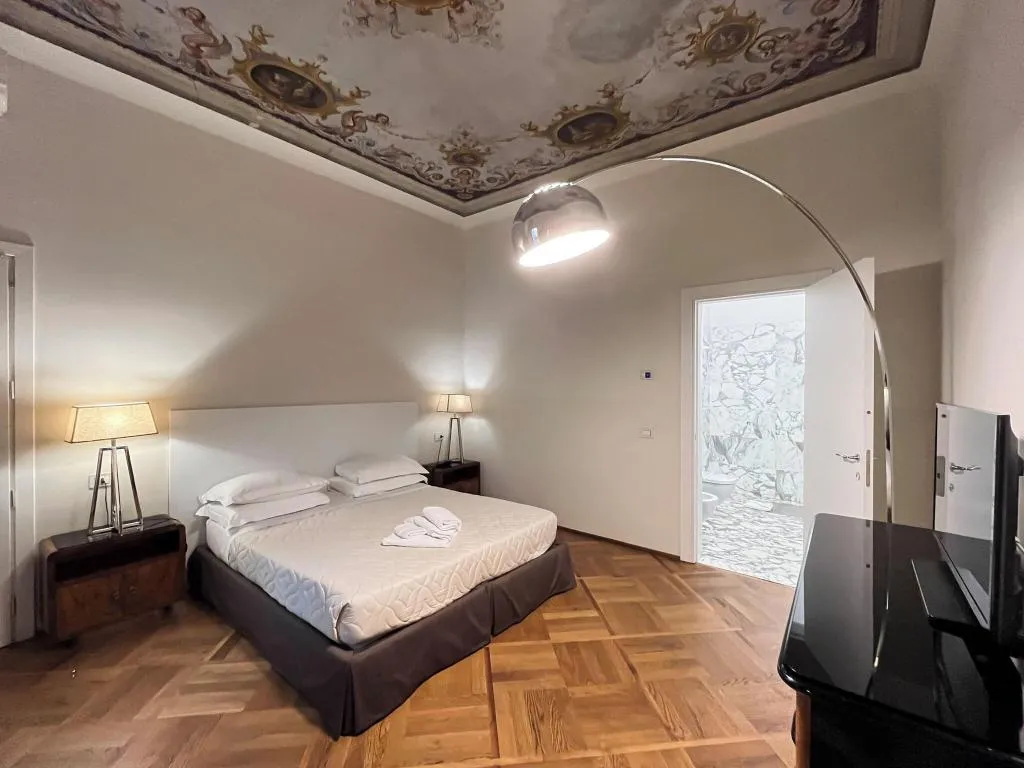 Double or Twin SUPERIOR QUEEN BED Room, Hotel La Scala, Florence