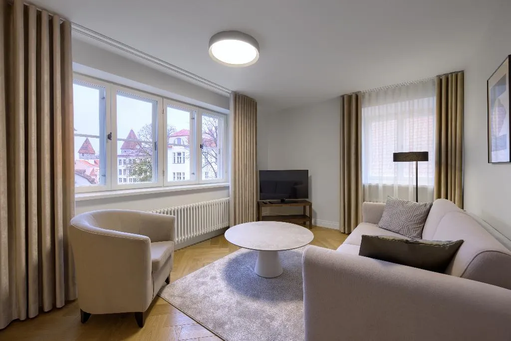 SUITE DELUXE Room, Nunne Boutique Hotel, Tallinn