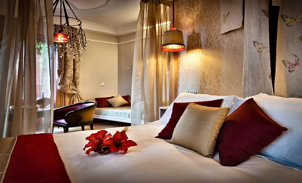 JUNIOR SUITE WITH DOUBLE BED Room, Chateau Monfort, Milan