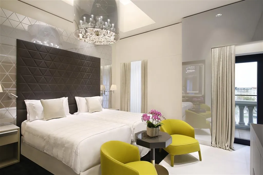 Room, Excelsior Hotel Gallia, a Luxury Collection Hotel, Milan