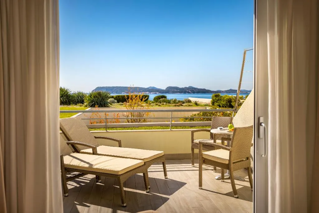 TRIPLE SEA VIEW Room, President Hotel 5*, Valamar Collection, Dubrovnik