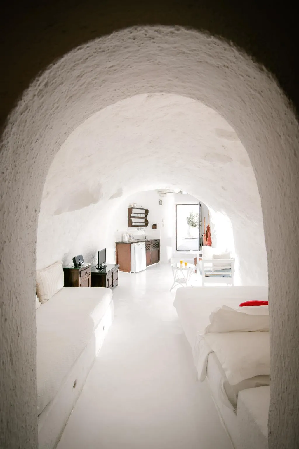 JUNIOR SUITE STANDARD Room, Alexander's Suites, Santorini