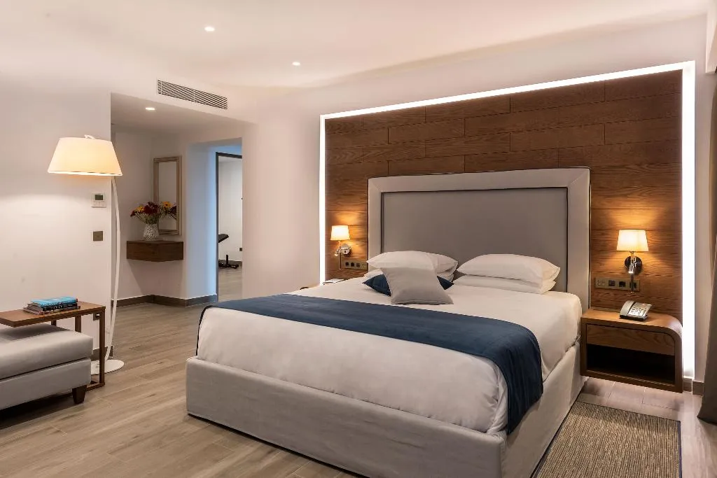 SUITE WITH PRIVATE POOL Room, Nana Princess Suites Villas and Spa, Crete