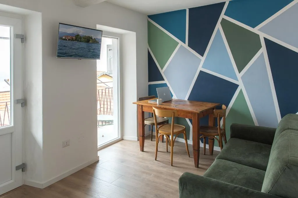 APARTMENT CLASSIC TWO BEDROOMS Room, Stresa Complex Levoasi, Milan