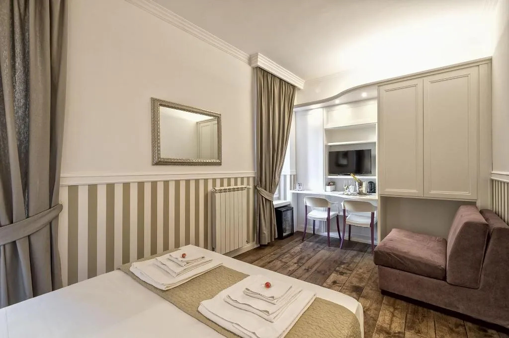Room, La Maison Di Sant Anna, Rome