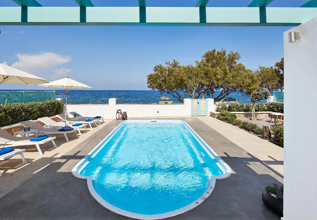 Pool, Almyriki Beach Villa, Santorini