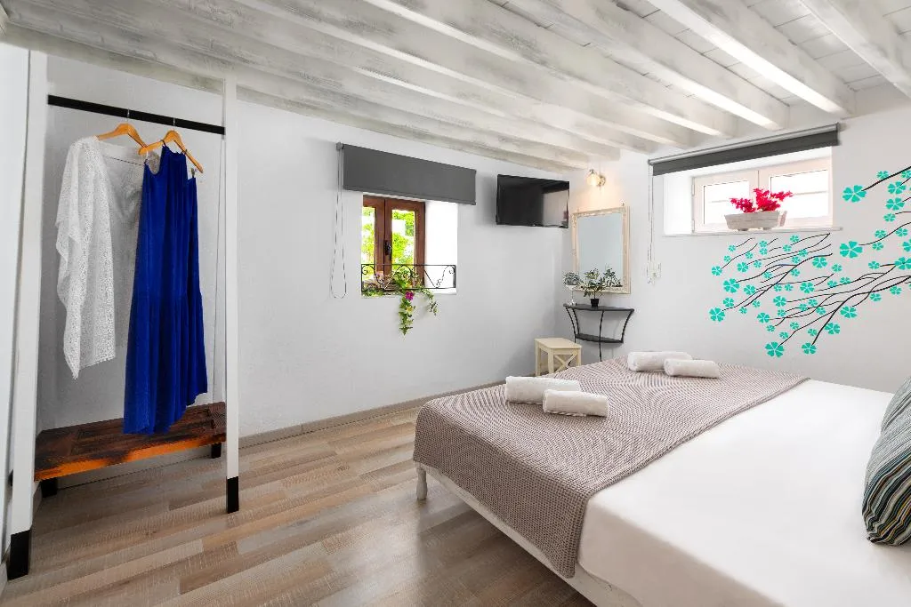 SUITE STANDARD Room, Lindos Citrin Studios, Rhodes