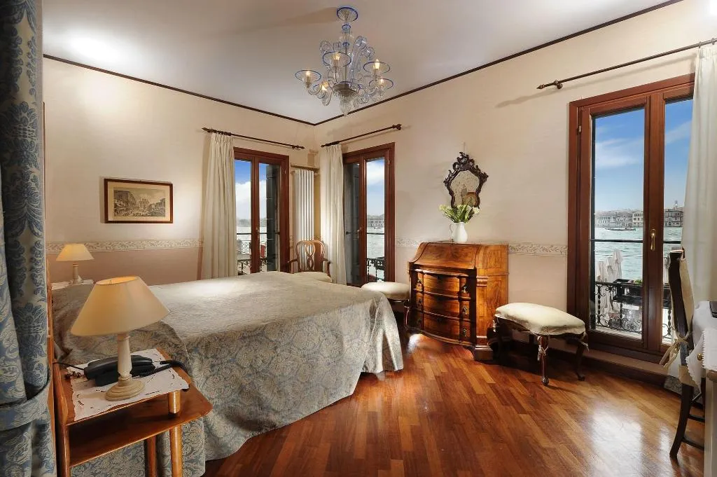 Room, La Calcina Suites, Venice
