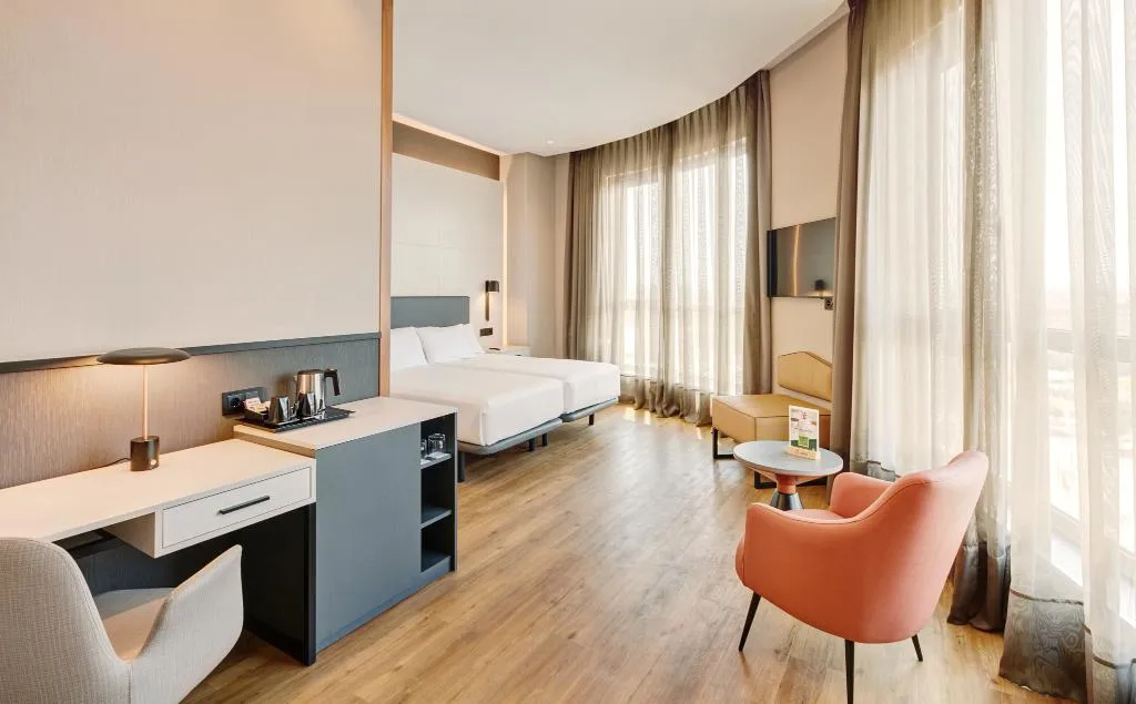 TWIN SUPERIOR Room, Sercotel Sorolla Palace, Valencia