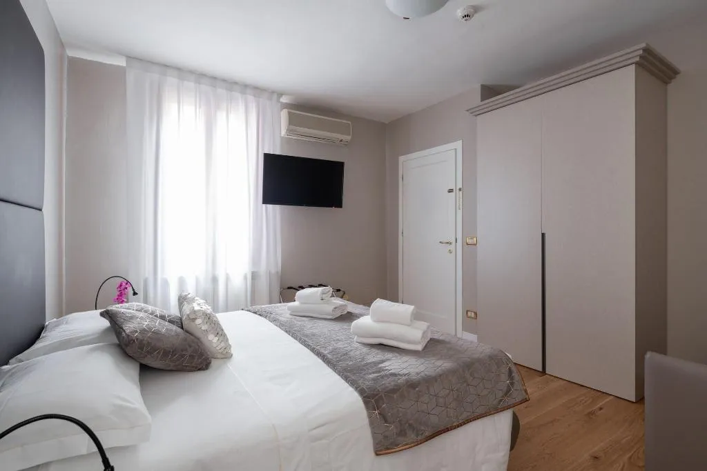 Room, Hotel Herion, Venice