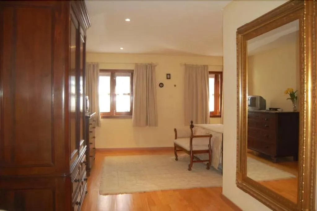 Room, Outros Tempos Turismo De Aldeia, Porto