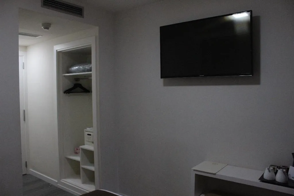DOUBLE ECONOMY Room, Bcn Urbaness Hotels Del COMTE, Barcelona