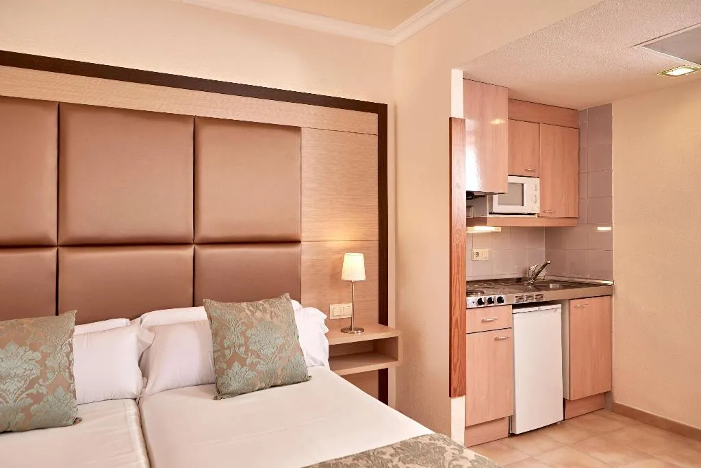 Room, Zafiro Cala Mesquida, Majorca
