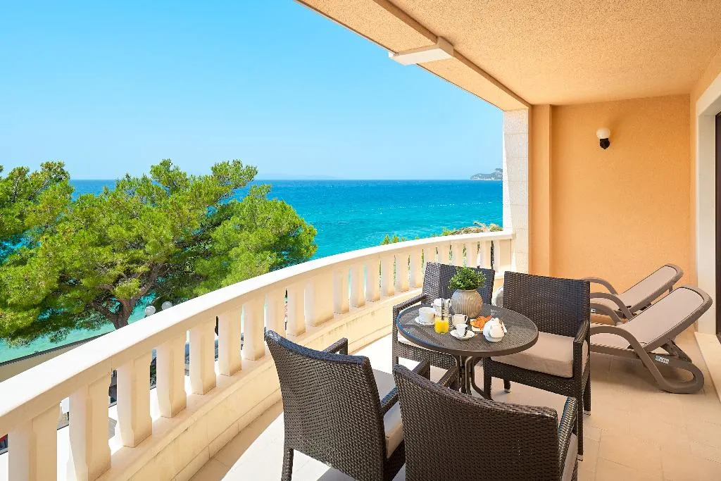 JUNIOR SUITE SEA VIEW WITH TERRACE Room, Villa Andrea, Split