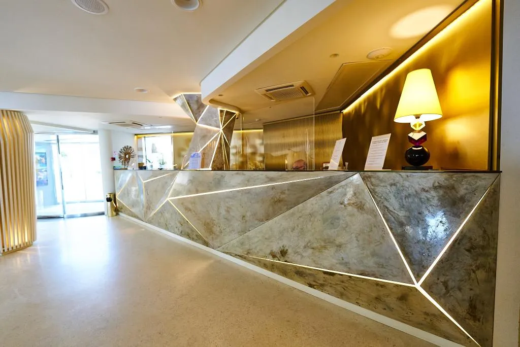 Lobby, Oasi Di Kufra, Rome