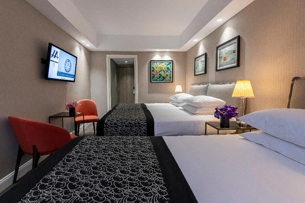 TRIPLE CLASSIC Room, Astor Hotel Athens, Athens